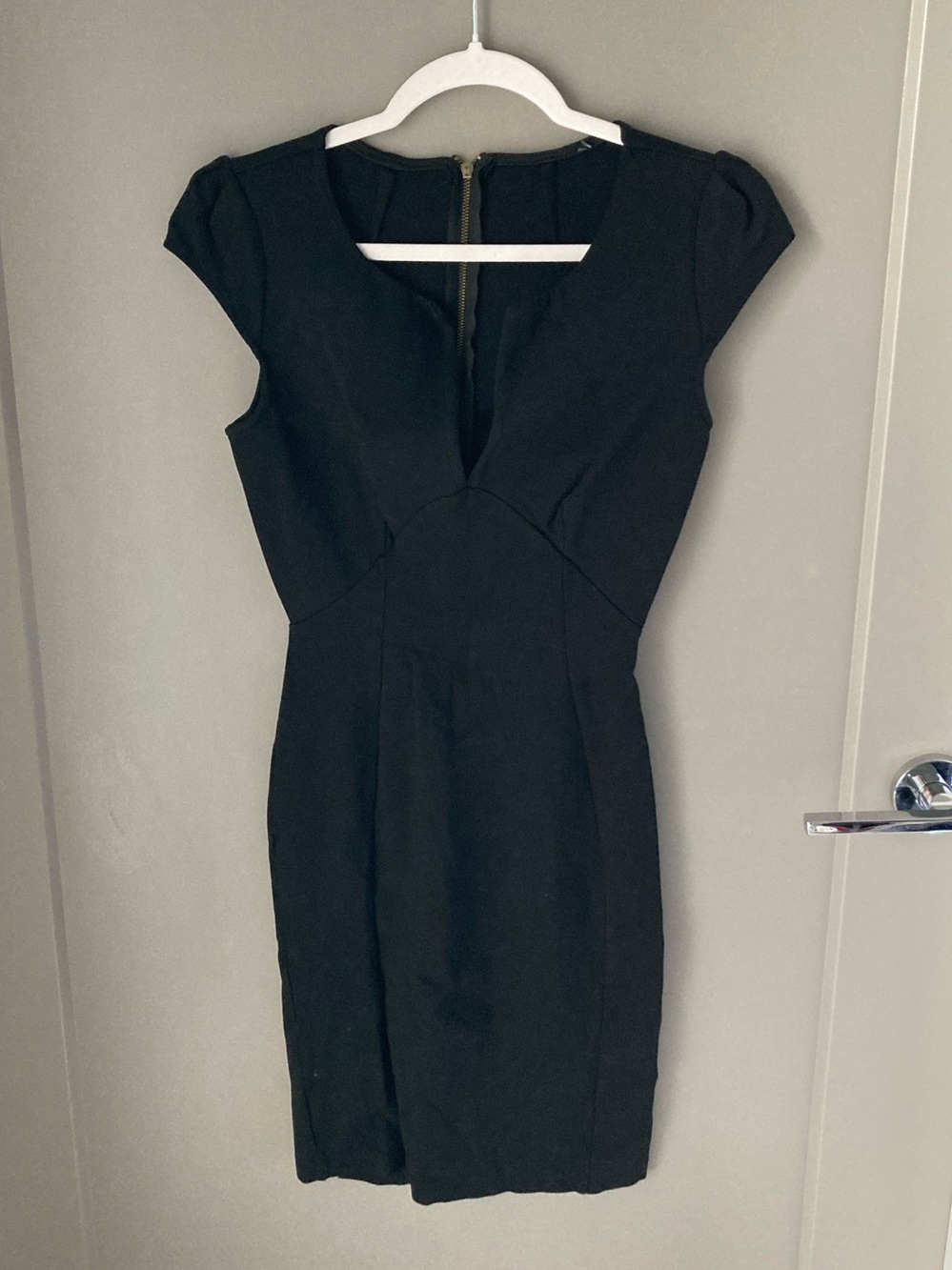Classic Black Cap-Sleeve Sheath Dress